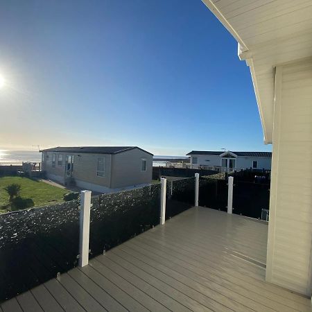 Sea View Beach Lodge Trecco Bay 3 Bedroom Porthcawl Exterior photo