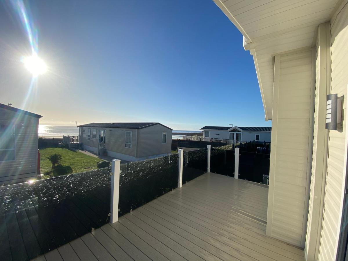 Sea View Beach Lodge Trecco Bay 3 Bedroom Porthcawl Exterior photo